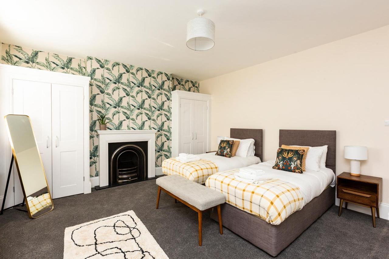 Stunning Seaside Apartment Over 3 Floors Near Margate Westgate-on-Sea Bagian luar foto