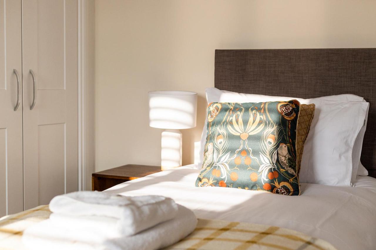 Stunning Seaside Apartment Over 3 Floors Near Margate Westgate-on-Sea Bagian luar foto