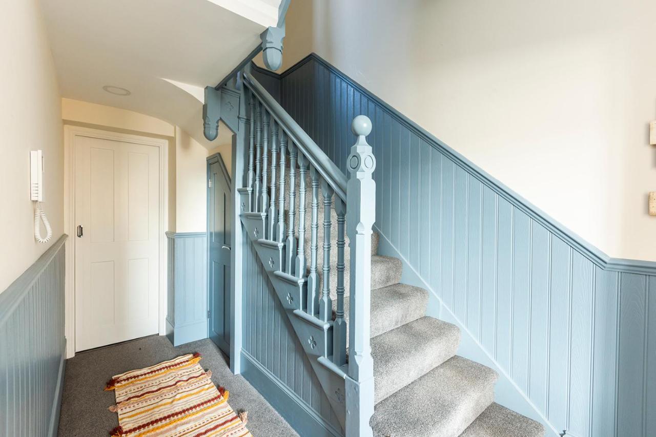 Stunning Seaside Apartment Over 3 Floors Near Margate Westgate-on-Sea Bagian luar foto