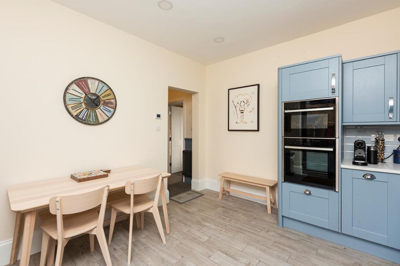 Stunning Seaside Apartment Over 3 Floors Near Margate Westgate-on-Sea Bagian luar foto