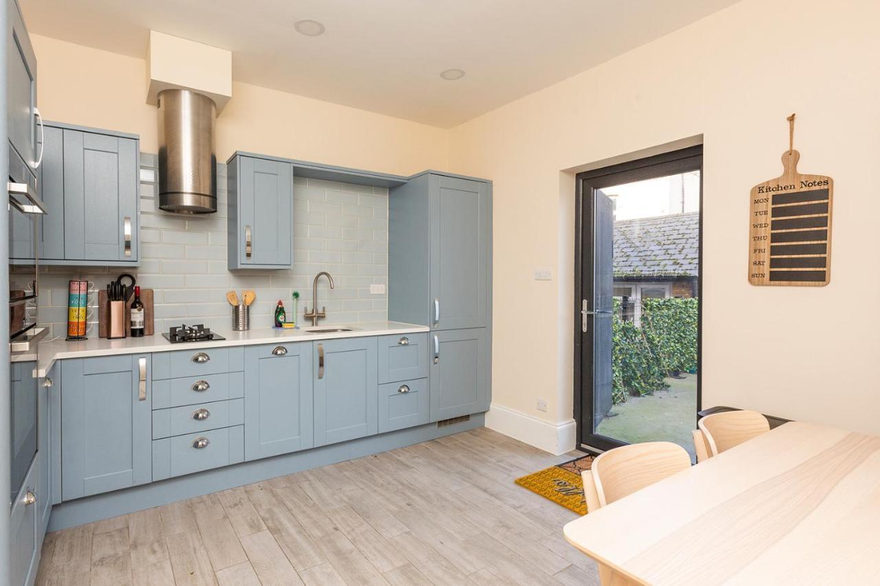 Stunning Seaside Apartment Over 3 Floors Near Margate Westgate-on-Sea Bagian luar foto